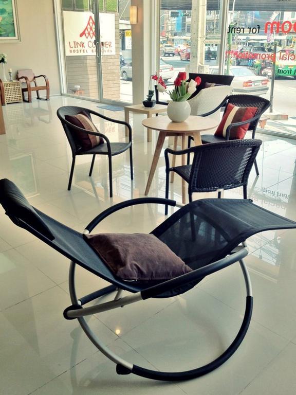 Link Corner Hostel Bangkok Bagian luar foto