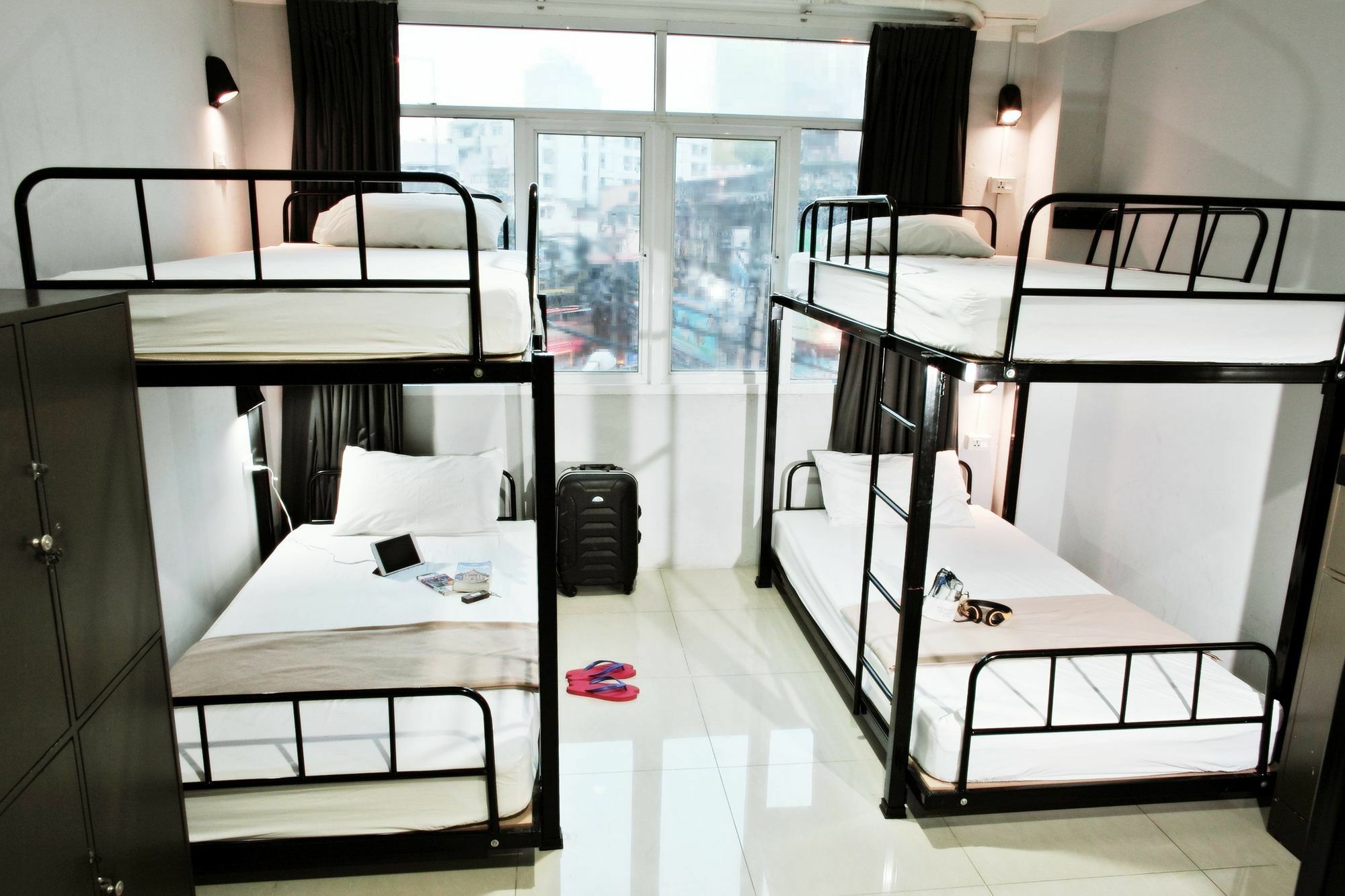 Link Corner Hostel Bangkok Bagian luar foto